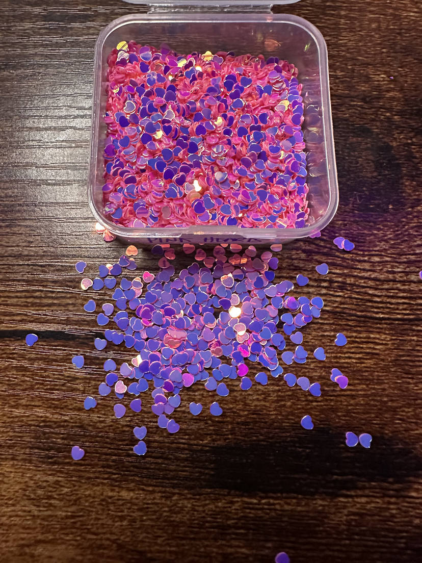 ✦ Pink Iridescent Hearts ✦