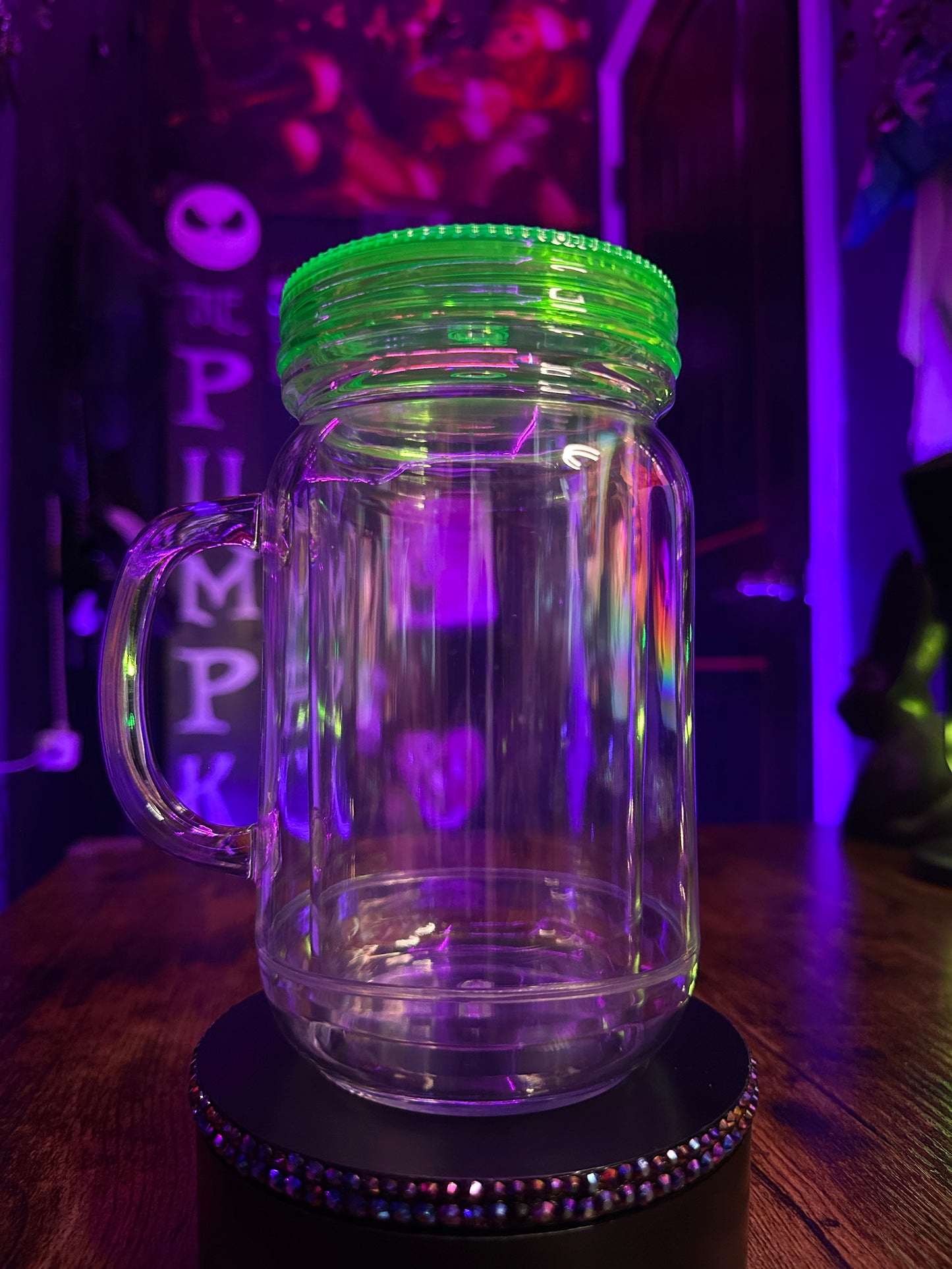 ✦ 20 oz Venom ✦