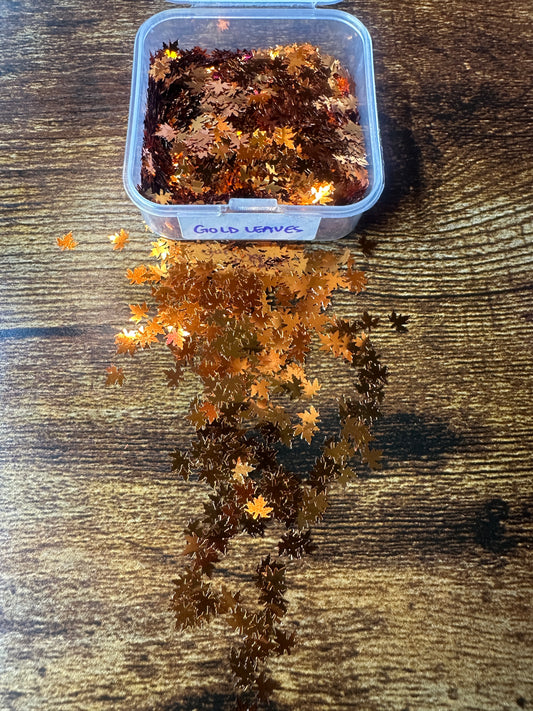 ✦ Gold Leaves ✦