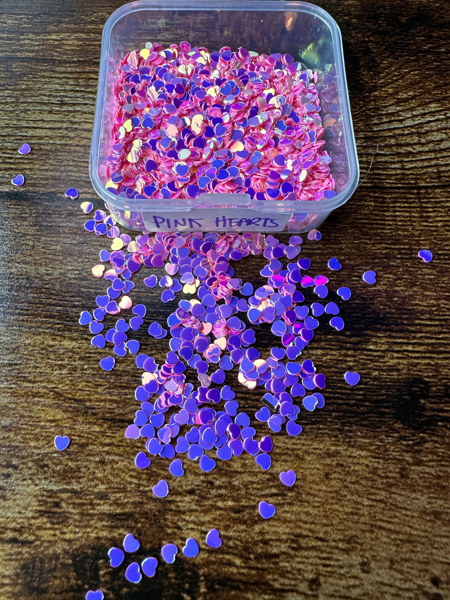 ✦ Pink Iridescent Hearts ✦