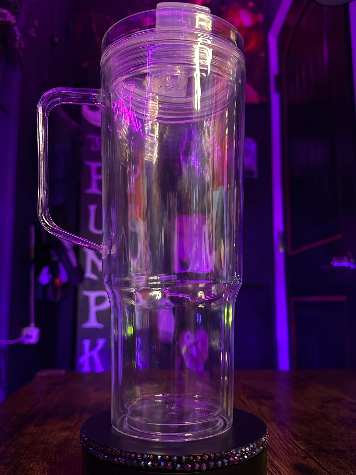 ✦ 40 oz Tumbler ✦